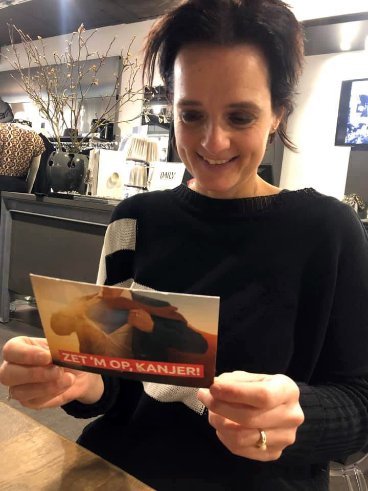 200320-lekker-in-vorm-ansichtkaart-steunbetuiging-corona-daily