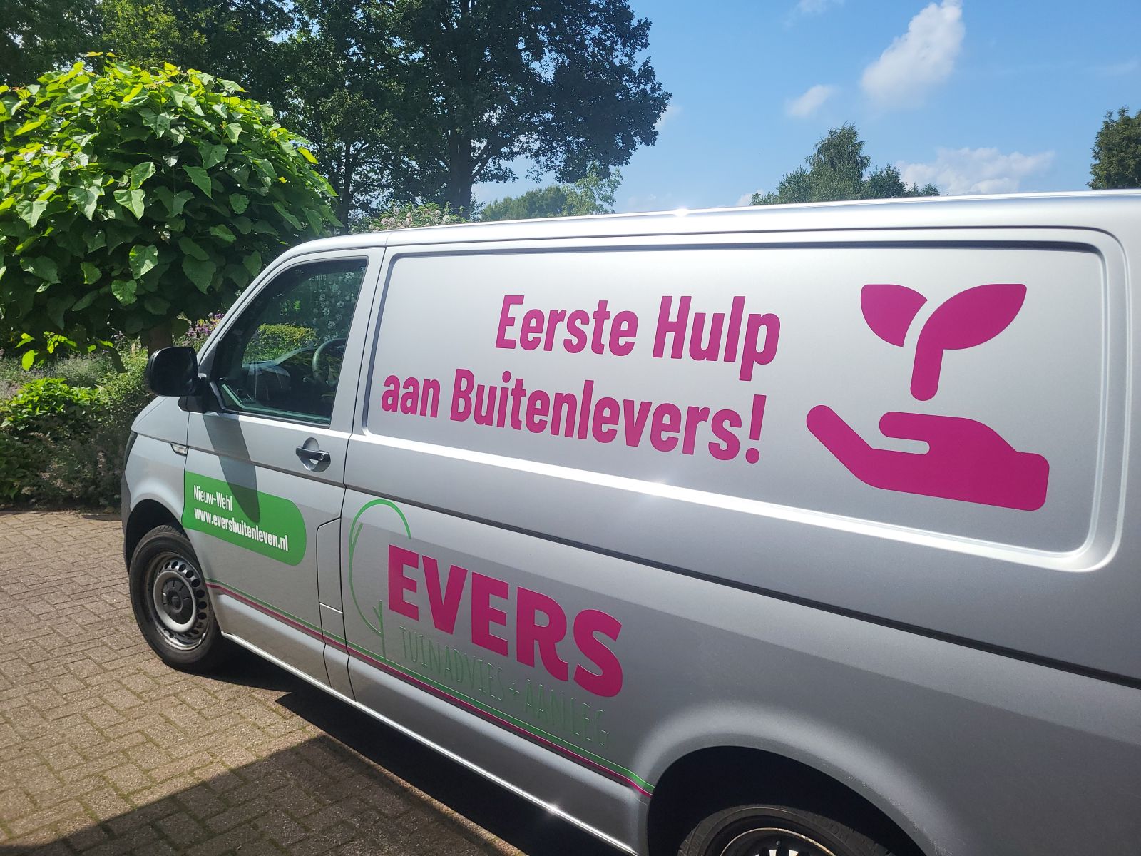 230605-busbelettering_evers_buitenleven_linkerkant