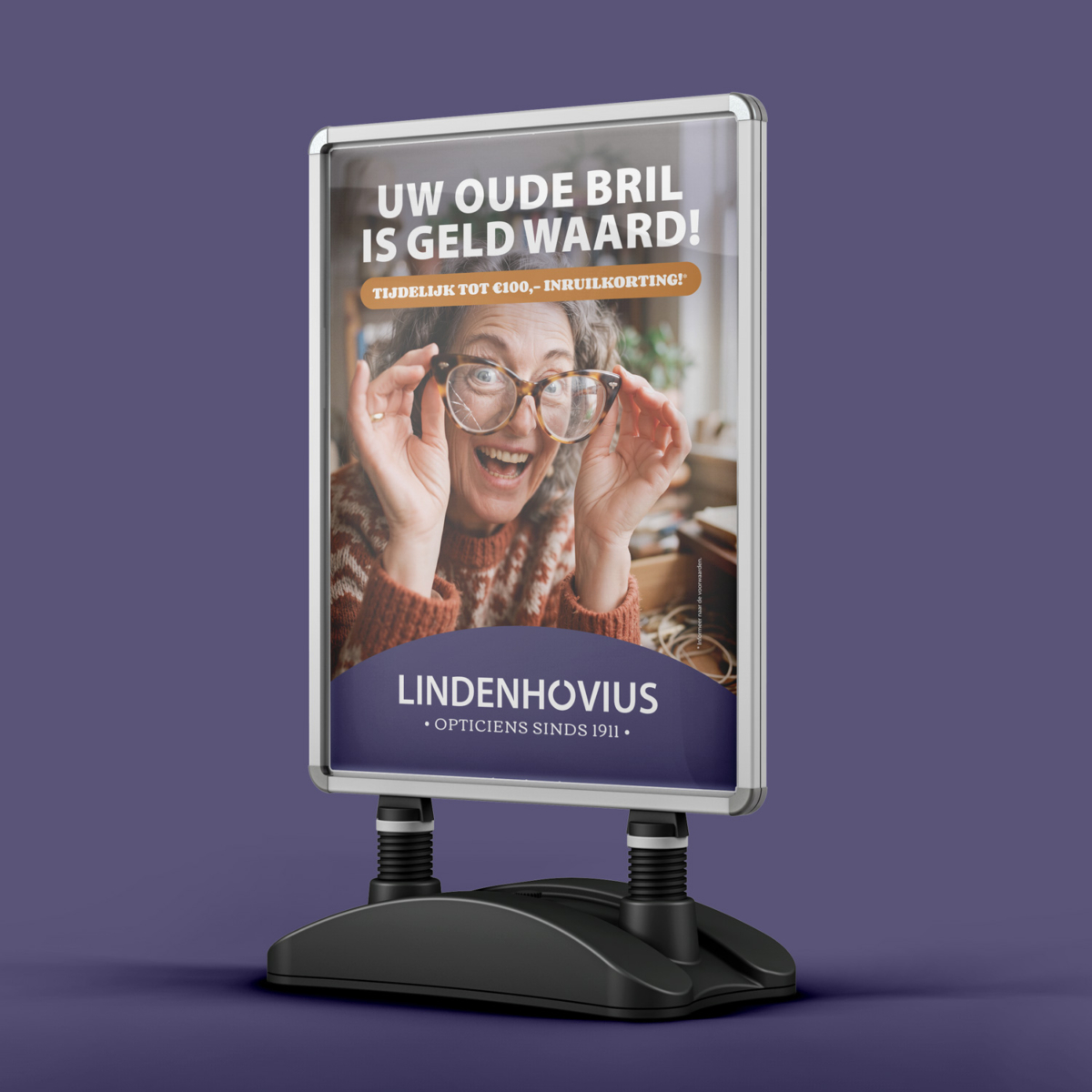 Lindenhovius Opticiens inruilactie oude bril stoepbordposter Stoepbordposter inruilactie oude bril Lindenhovius Opticiens